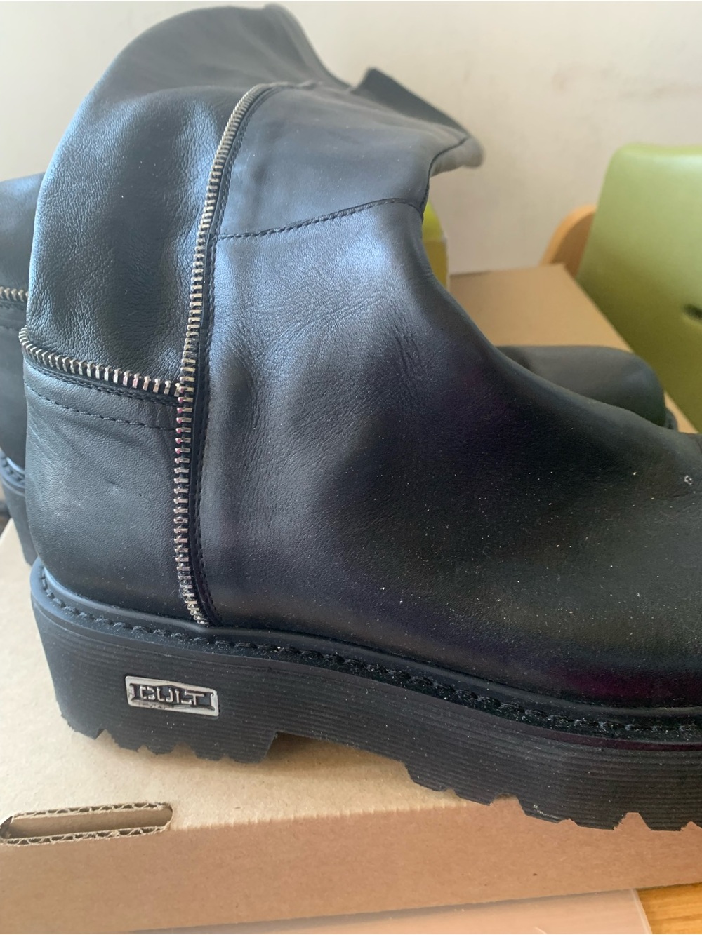 NEW CULT Black Leather  Knee-high Boots, size 8.5 (39)
